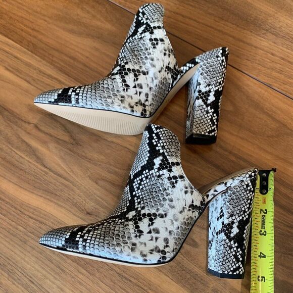 Aldo heeled mule, vegan python, new, sz 10, 4 1/2 in heel, high vamp, blk/wht - Picture 5 of 15